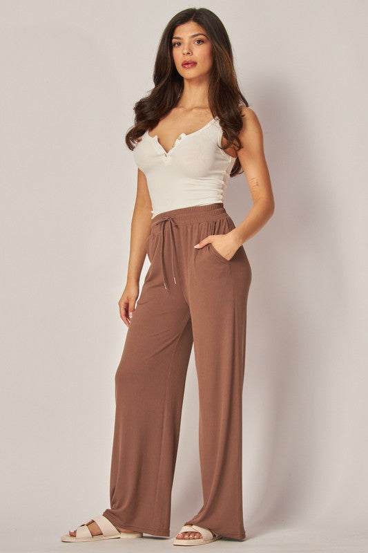 Stretchy Ribbed Drawstring Pant