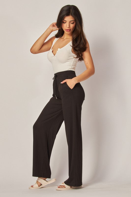 Stretchy Ribbed Drawstring Pant